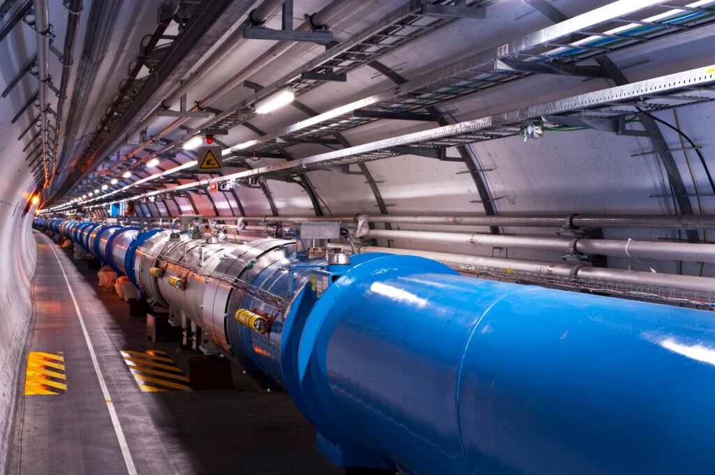 What If the Higgs Field Switched Off? The Physics of a Massless Universe
